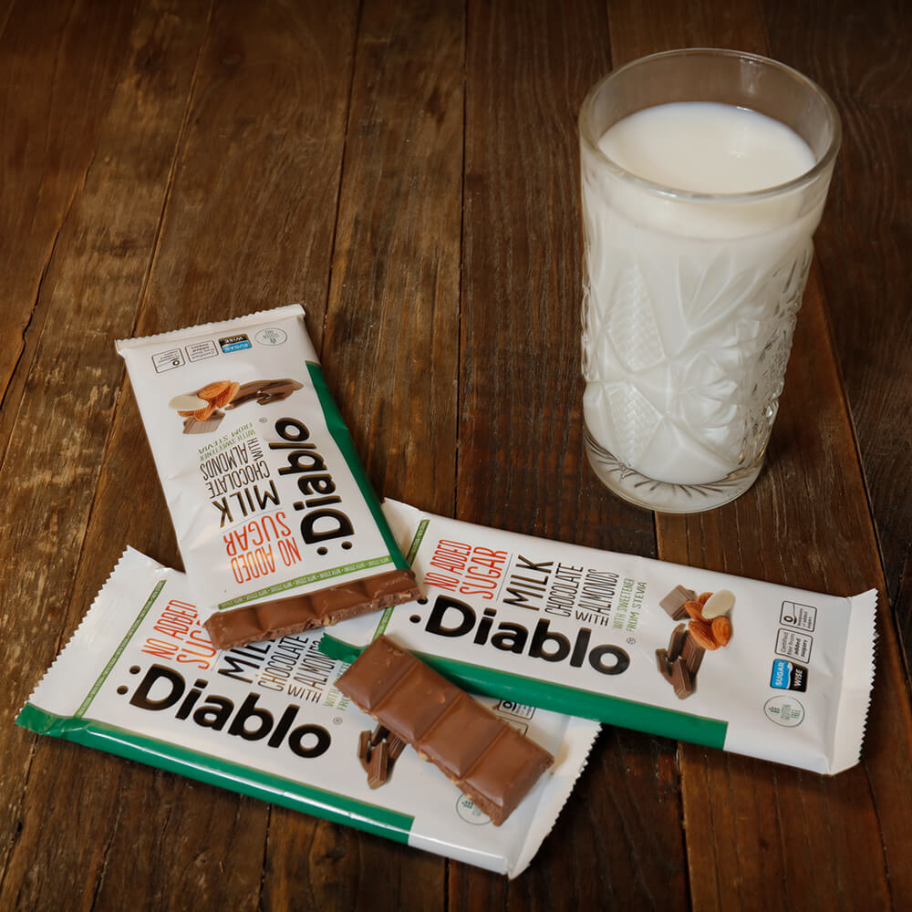 Diablo Milk Chocolate Almonds - 75g. (No Added Sugar)